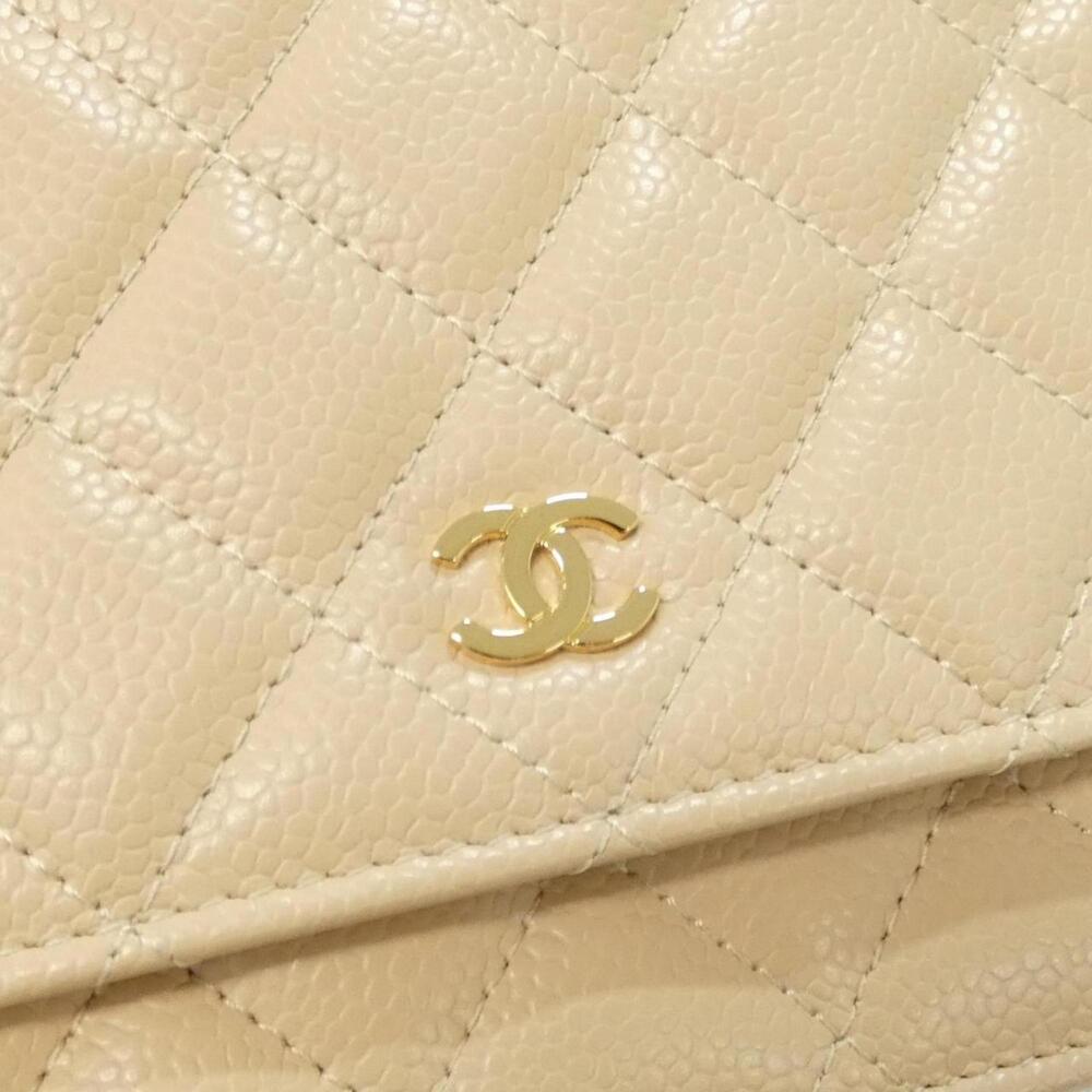 CHANEL Cream Wallet - Picture 4 of 8